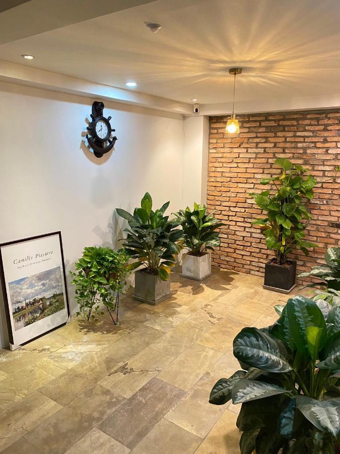 The Palmian City Center Serviced Apartment Хошимин Экстерьер фото
